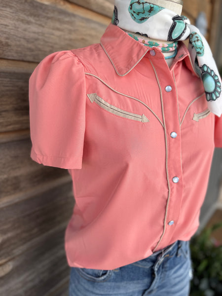Smile Pockets & Puff Sleeves - Peach