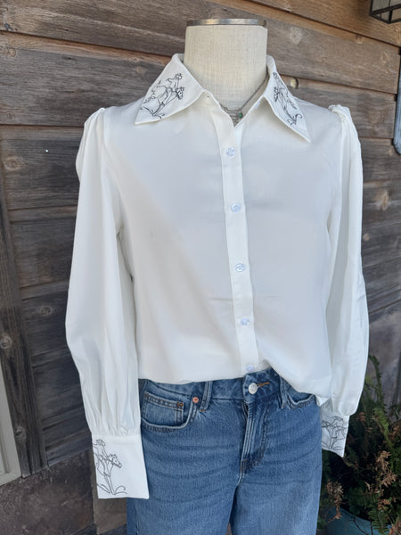 The Buckin’ Bella Top