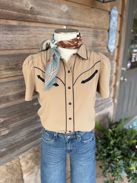 Smile Pockets & Puff Sleeves - Tan