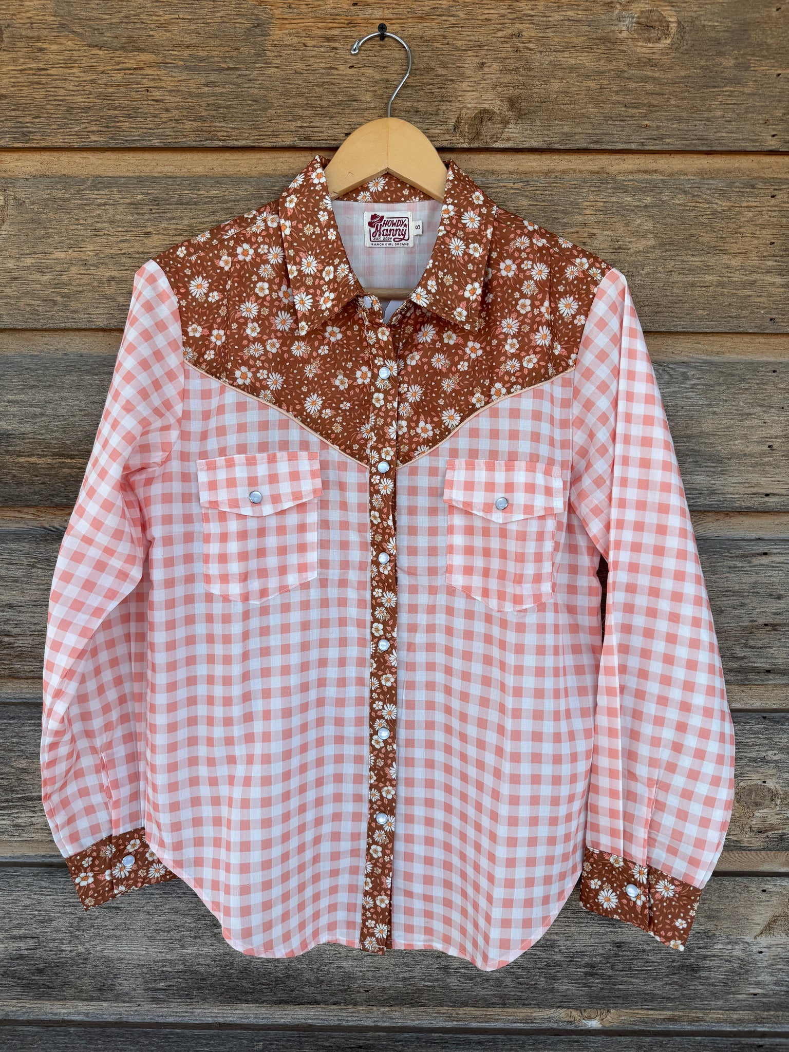 The Ditzy Daisy Button Up