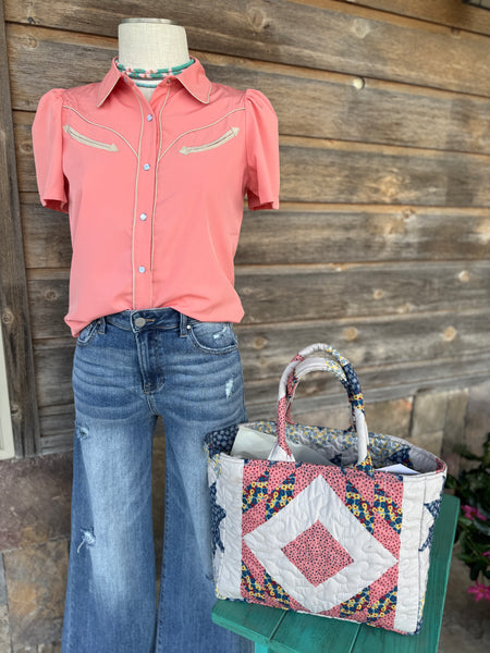 Smile Pockets & Puff Sleeves - Peach