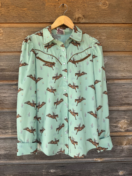 The Mint Bucking Performance Top