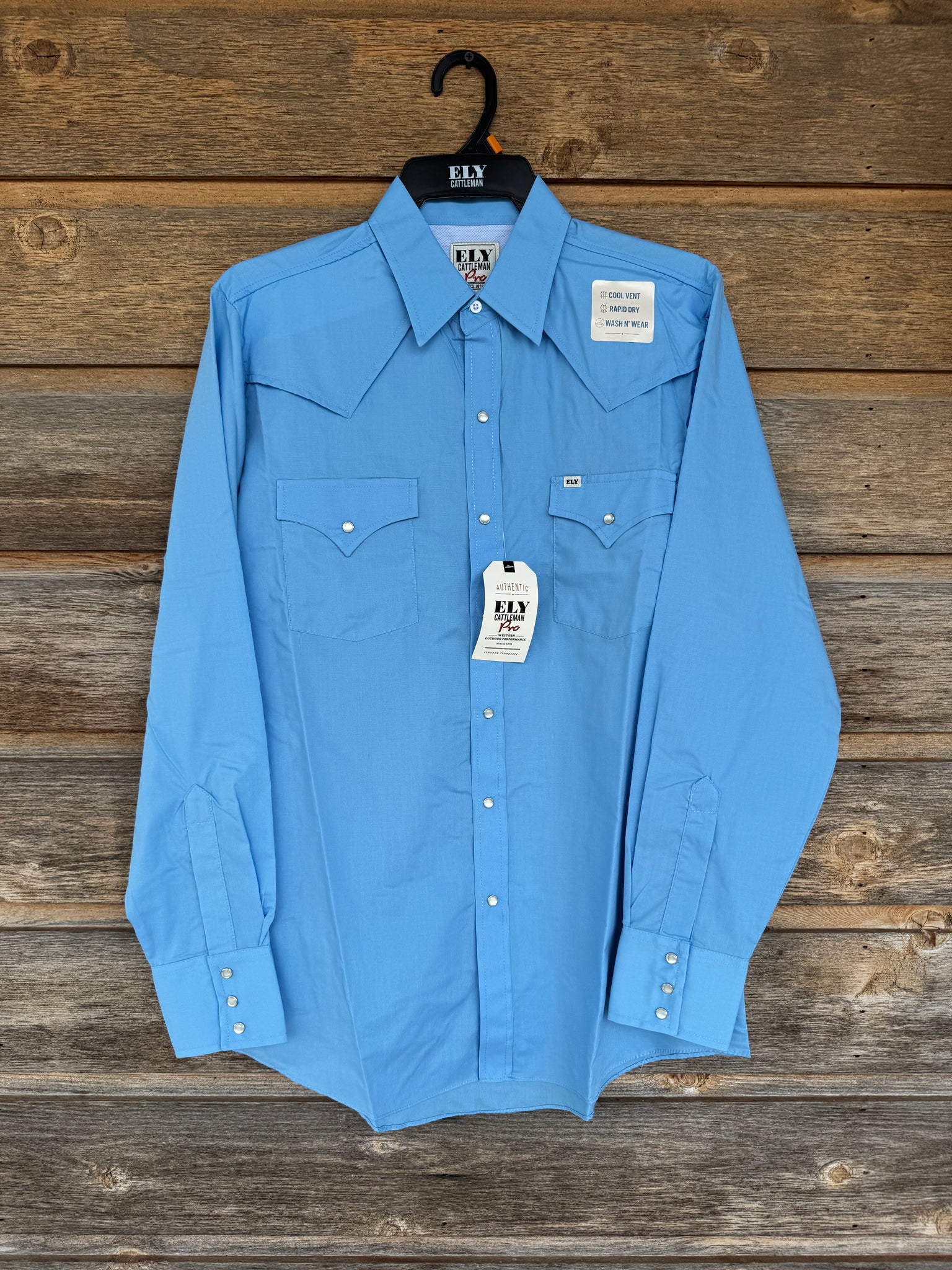 Ely Cattleman Vented Light Blue Longsleeve
